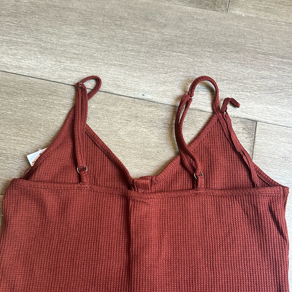 AE Strap Dress - Picture 5 of 7
